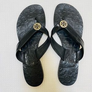 Tory Burch black patent flats. Size 8